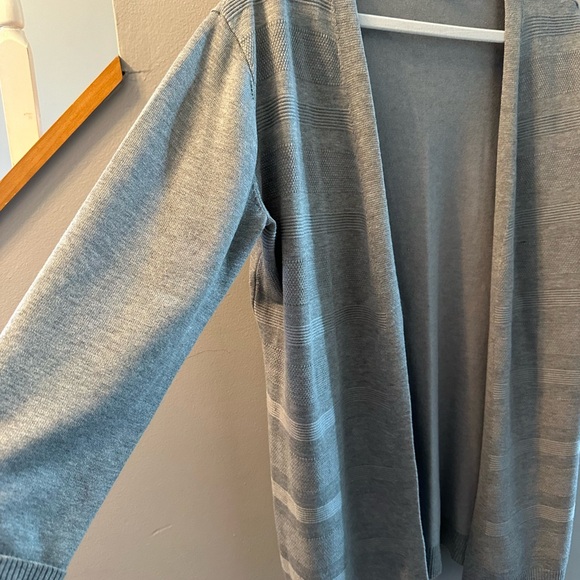 Stitchcount Gray Cardigan - Picture 4 of 6